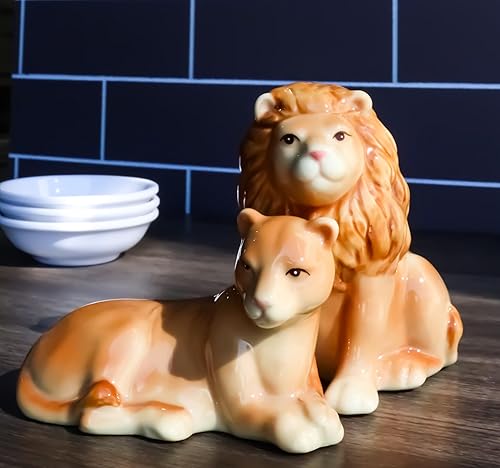 Miniatura 3 de Ebros Gift Safari Pride King Lion and Lioness - Juego de figuras coleccionables de cerámica de 3 pulgadas de largo, sabana gigante, gatos, reino