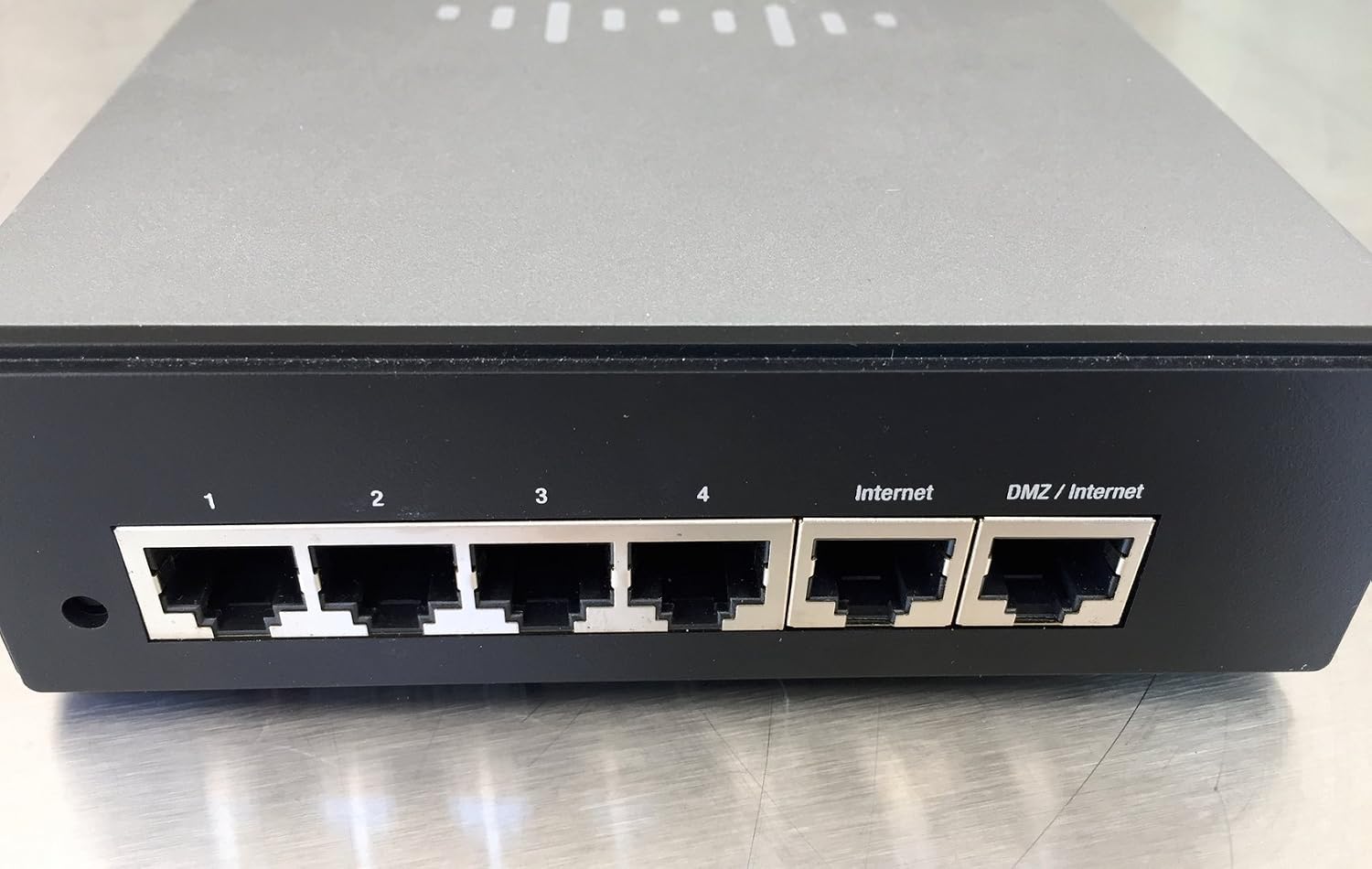 RV042G Dual Gigabit WAN VPN Router