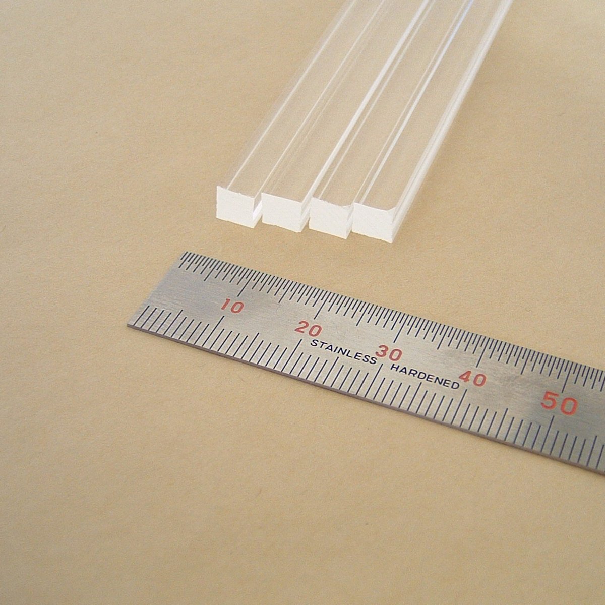 Amazon | takeda アクリル 角棒 (5mm) 4本入り 長さ320mm | アクリル