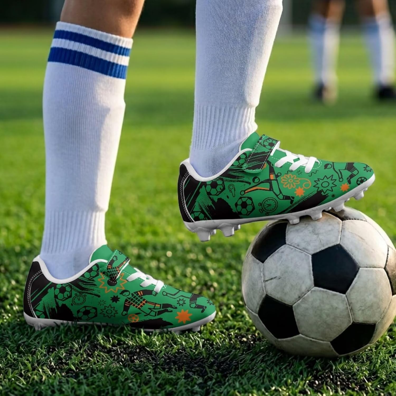 Kids Green Football Cleats Boys Girls Lightweight Soccer Shoes for Little Big Kid Outdoor Slip Resistant Football Training Cleats Size 1