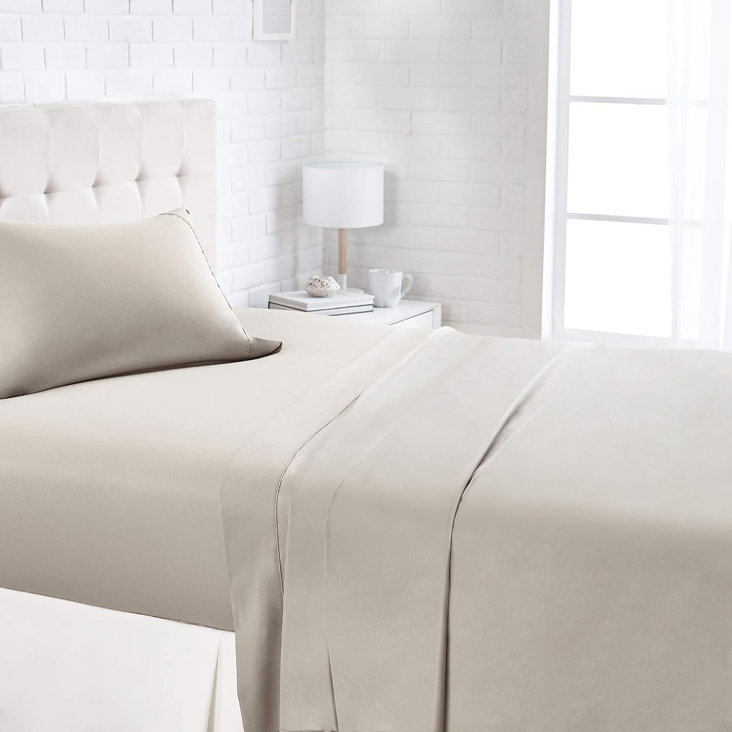 Amazon Basics 1100TC Luxury Easycare Sheet Set - Full, Beige