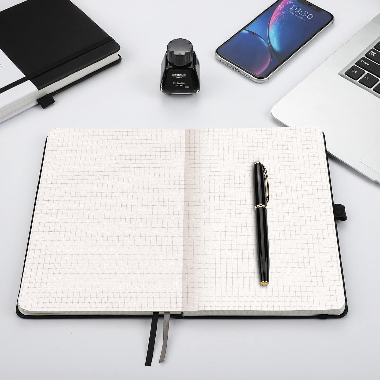 Cuaderno A4 Cuadriculado 8 Materias De 200 Hojas Senfort (surtido