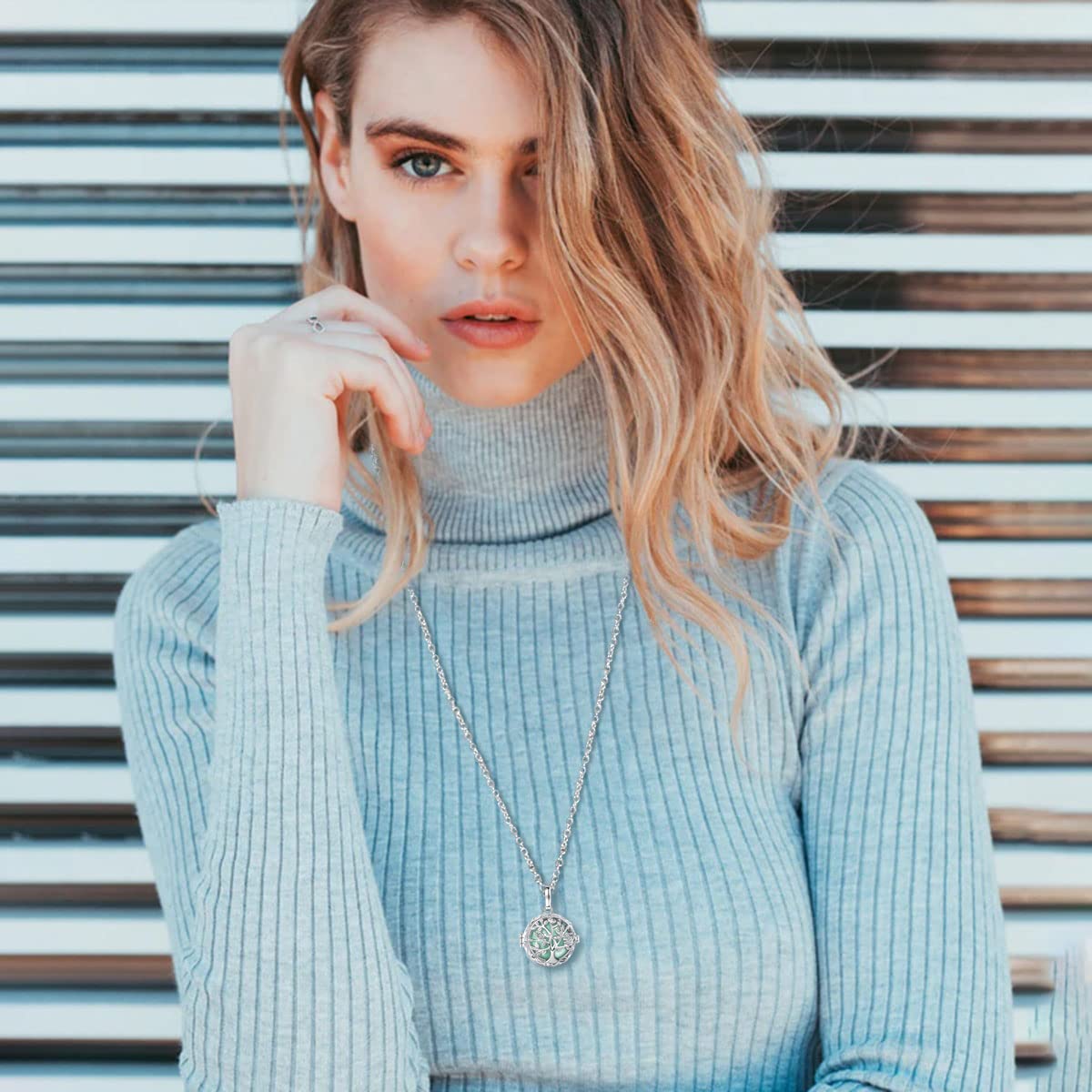 AEONSLOVE Llamadores de Angeles Embarazadas con Dulce Melodía Collar Colgante Árbol de la Vida para Futuras Madres Regalo Original para Mujer Embarazada, 2 Cadenas