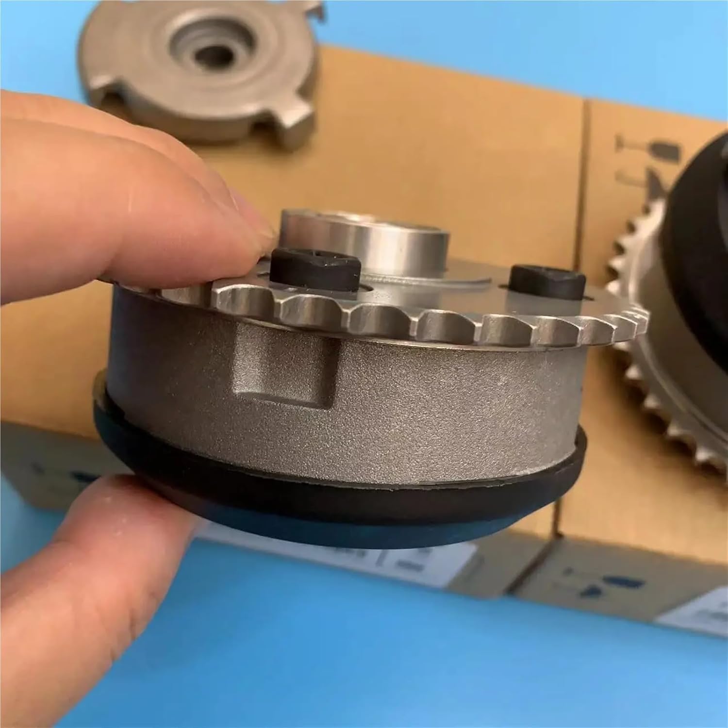 OEM 11367583207 11367583208 2PCS Intake & Camshaft Adjuster Sprocket Compatible With BMW E81 E87 E88 F20 F21 F22 E90 E91 N51 N52 N55