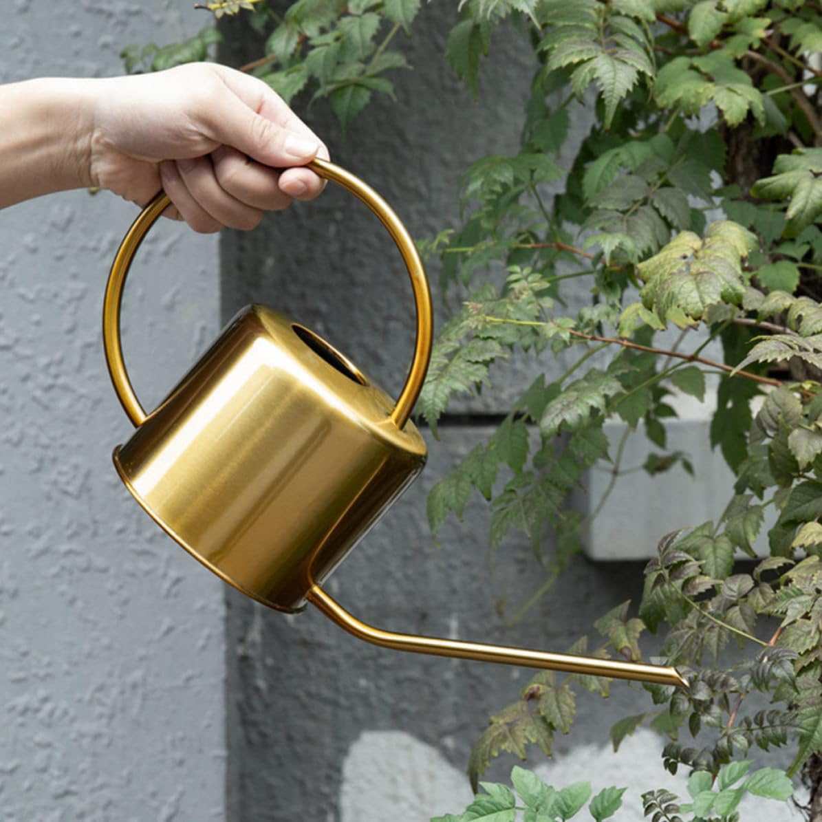 Annaffiatoio in Acciaio Inox da 1300ml, Oro, Manico Ergonomico