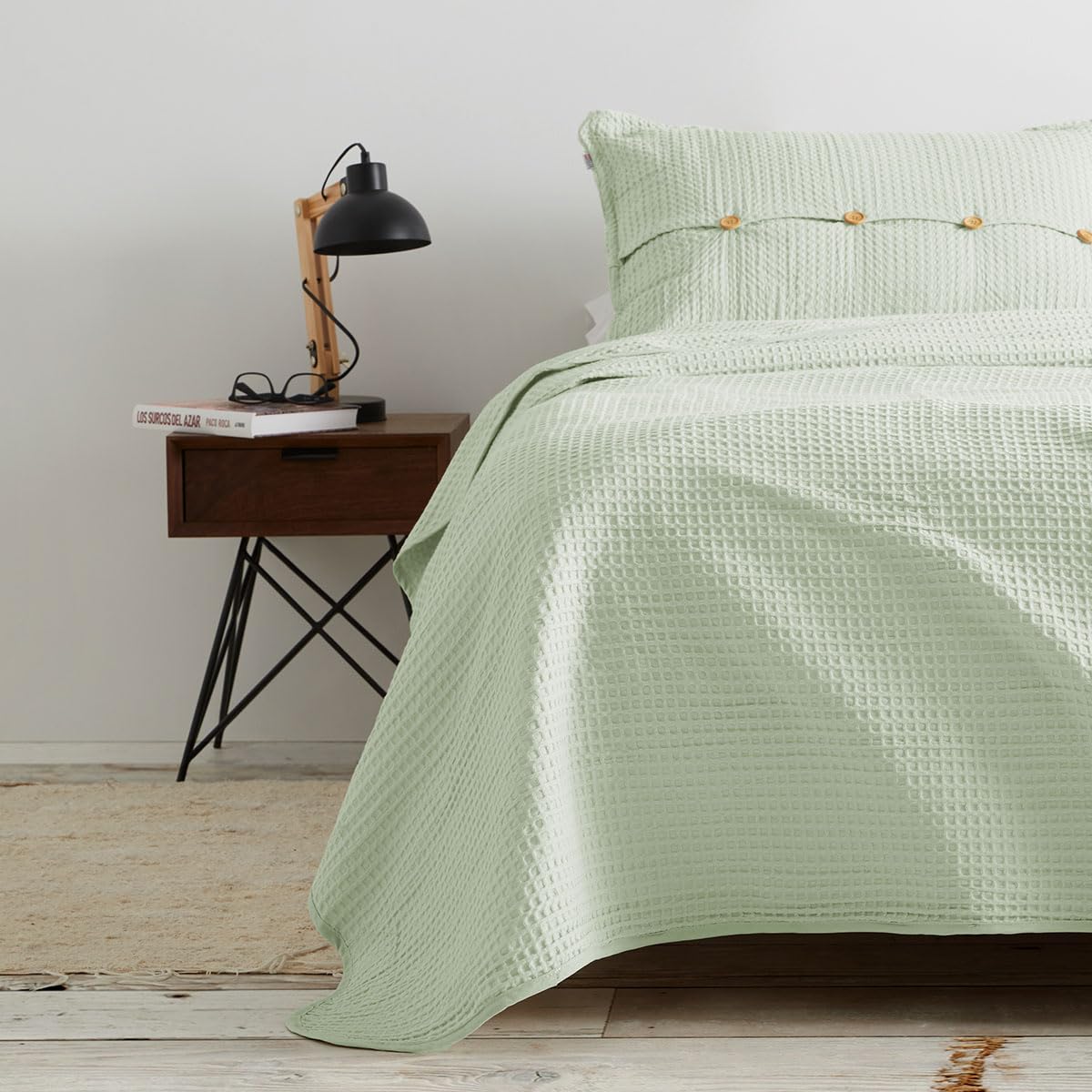 Couvre-lit tissé Banús menthe pour ambiance cocooning au salon