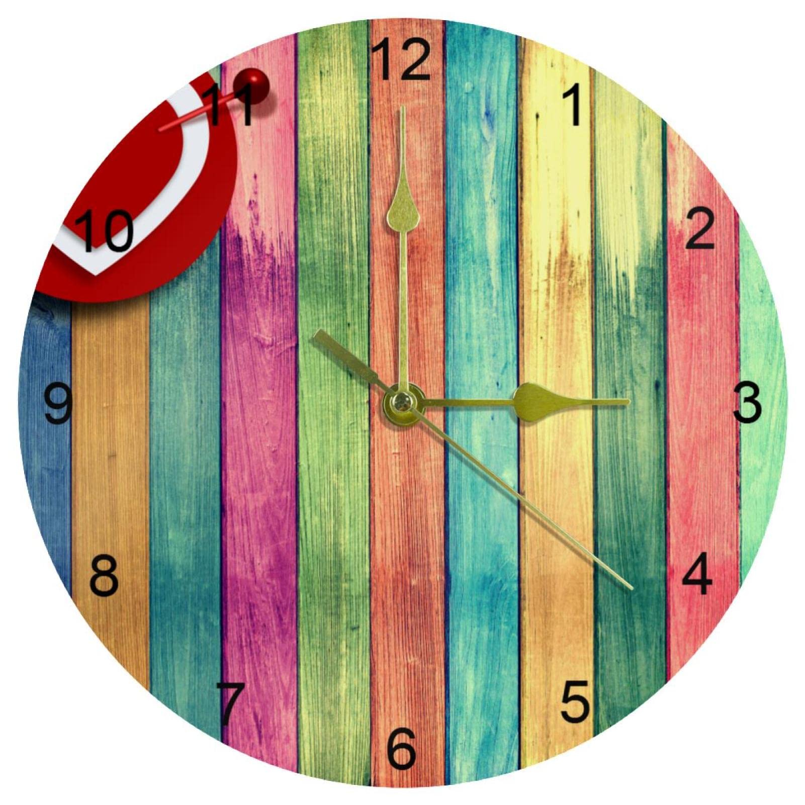 Horloge murale en bois lisible pour rompre avec le tic-tac nocturne