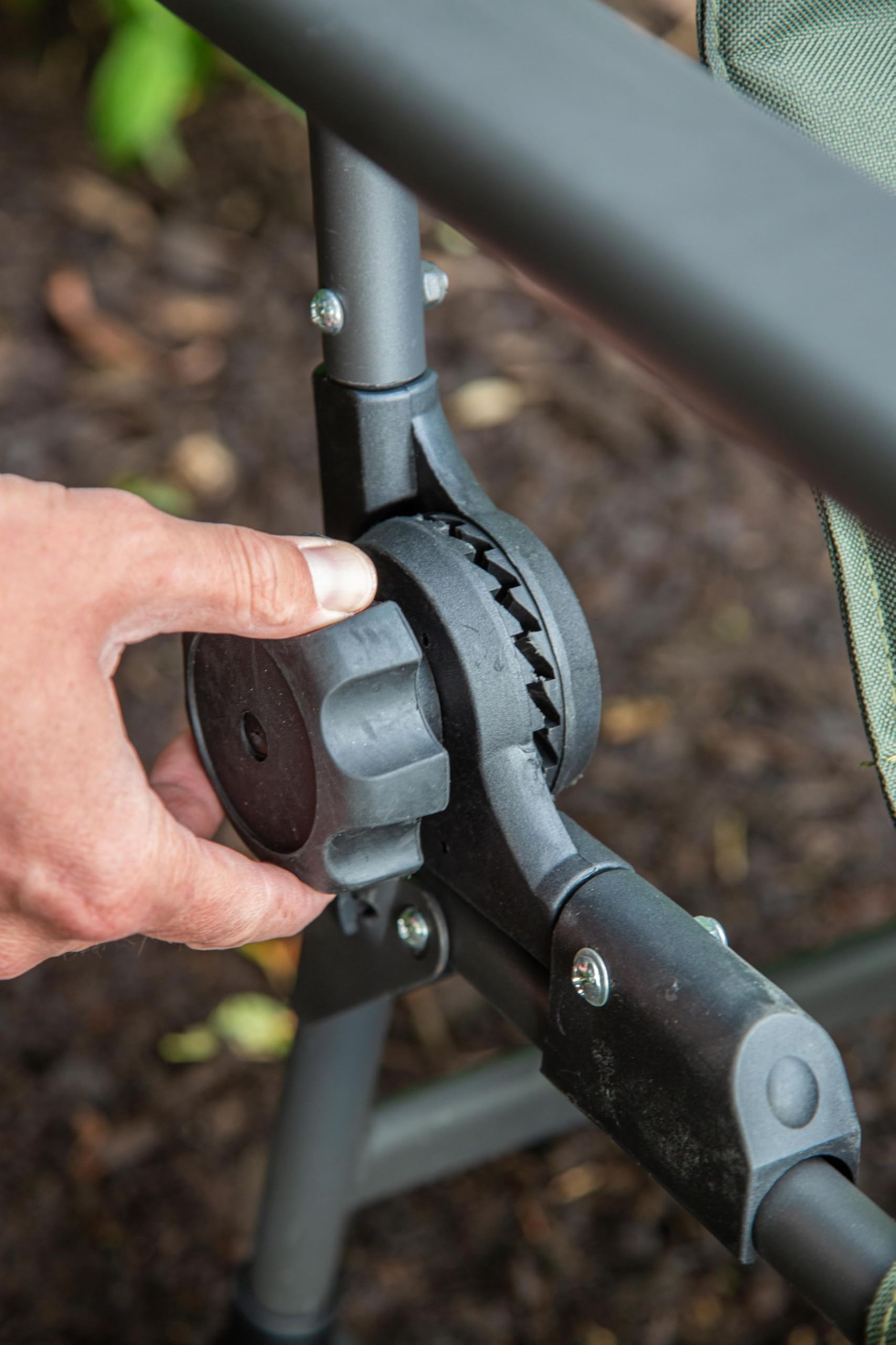Ultimate COM4 Recliner Comfort Chair Green - Sedia Carpfishing