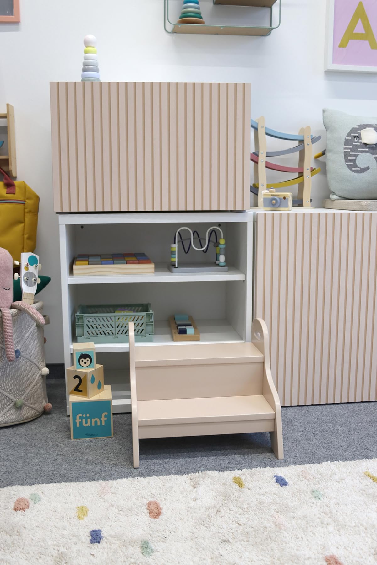 Kindsgut Holztritt, Tritt-Hocker mit 2 Stufen ideal für Kinder, dezente Farben und hochwertige Qualität, Sand