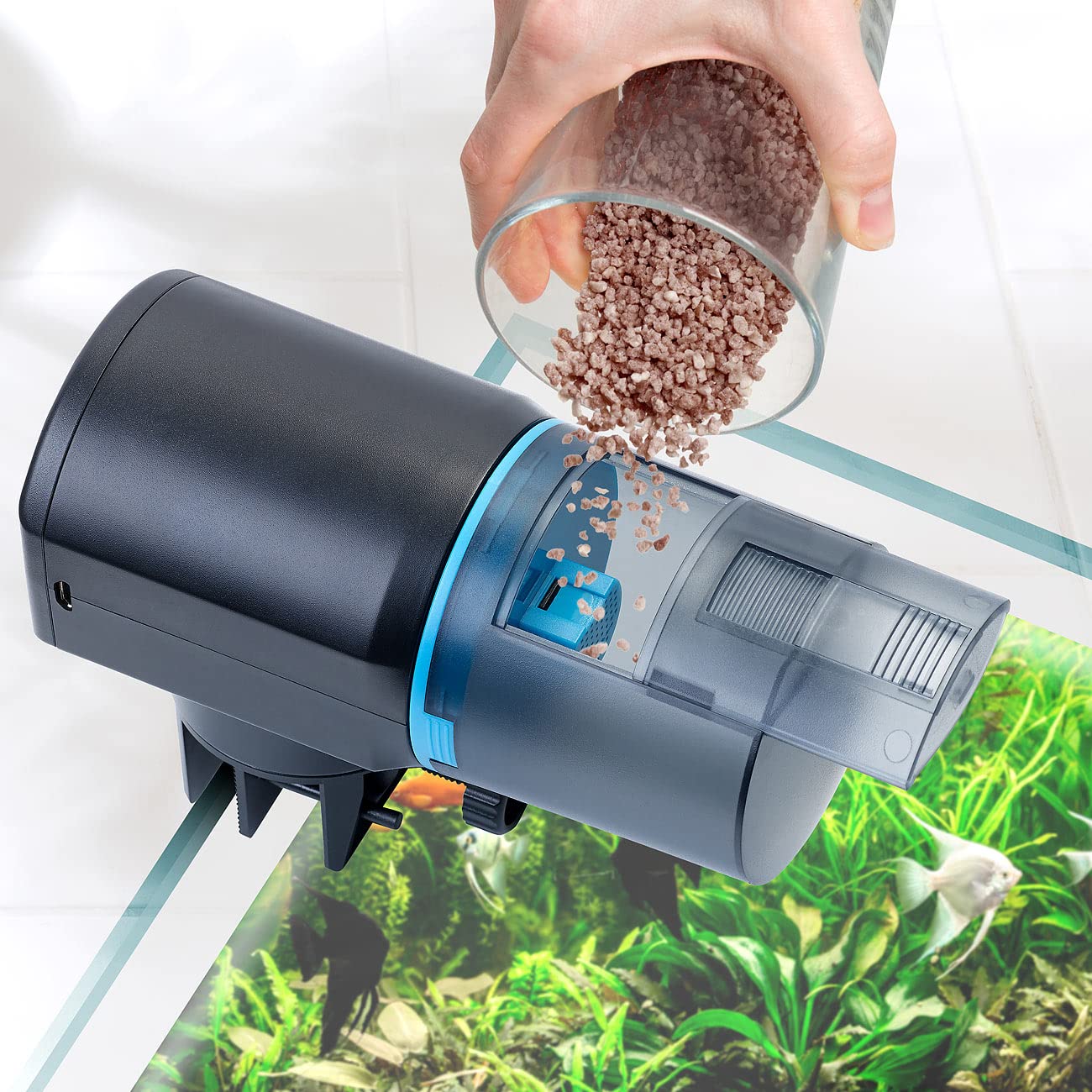 Fischfutterautomat: Smarter WLAN-Fischfutter-Automat, programmierbare Zeiten & Mengen, App (Fischfutterautomat Teich, Aquarium-Futterautomat, Auto)