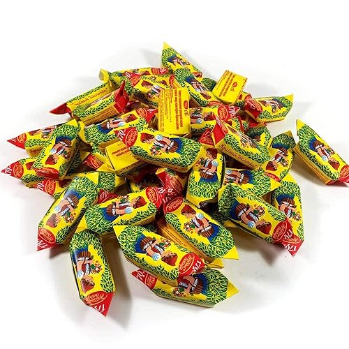 Miniatura 4 de Krasnaya Shapochka Caperucita Roja, Caramelo Praliné con Obleas y Chocolate, Dulces Clásicos Rusos de Red October (17.64 oz)