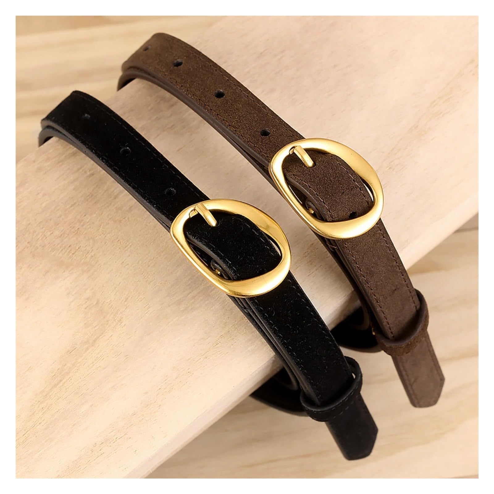 Ceinture en daim fine pour femme - Noir - Boucle dorée - Pour l'hiver | Ceinture fine en daim de qualité supérieure avec boucle dorée. Peut être combiné avec un jean