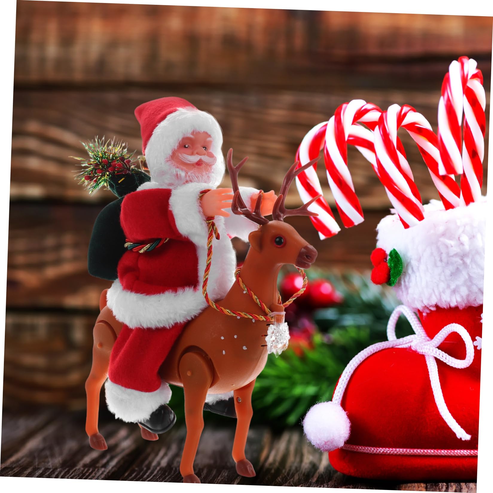 Giocattolo di Natale Babbo Natale che Cavalca Renna Funzione Musicale in Plastica Elegante Alimentato a Batteria Decorazione Natalizia