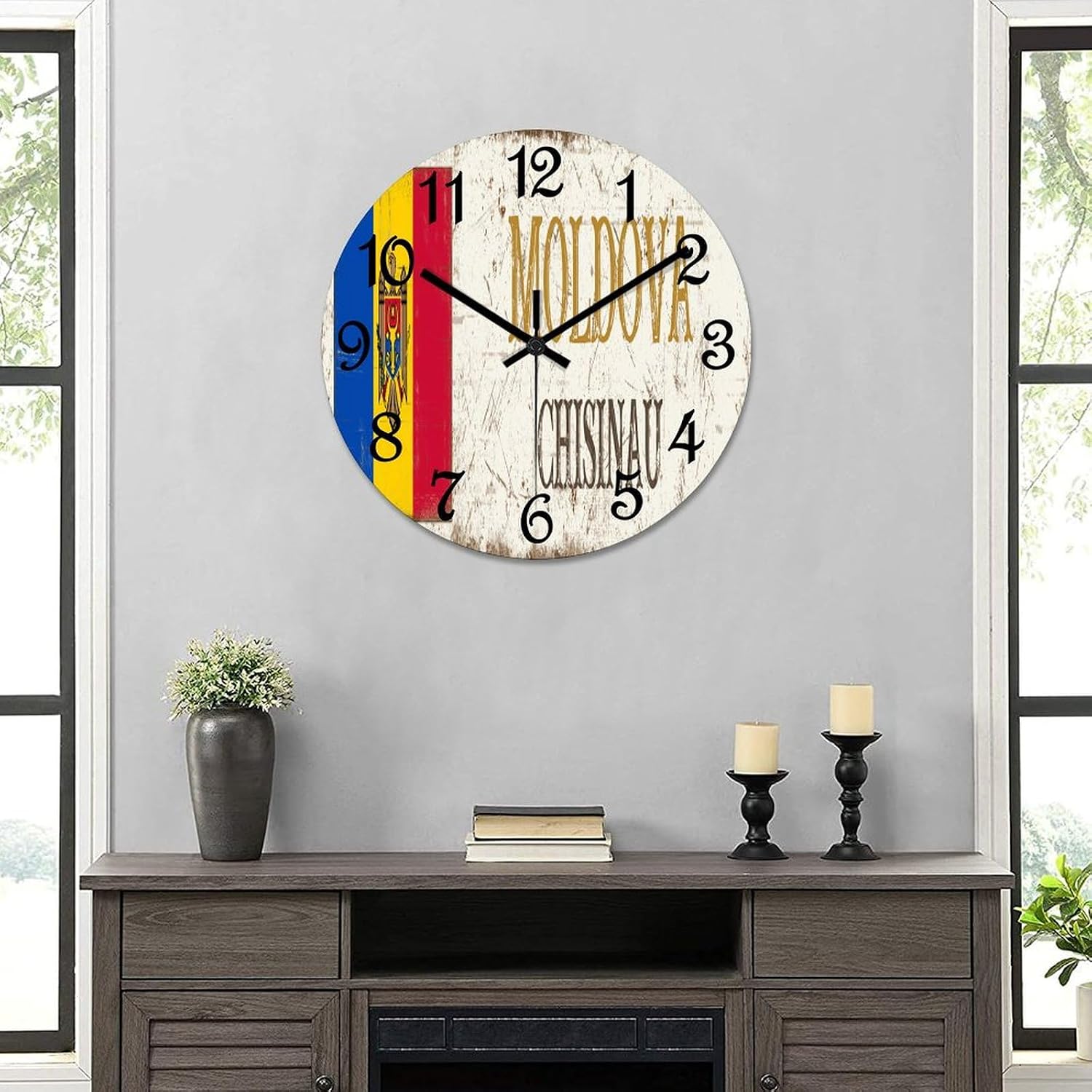 Moldova National Flag Wooden Wall Clock Moldova Chisinau Quiet Digital Round Wall Clock Wood Clock Stylish Wall Decor Home Decor Clock for Dining Room Farmhouse