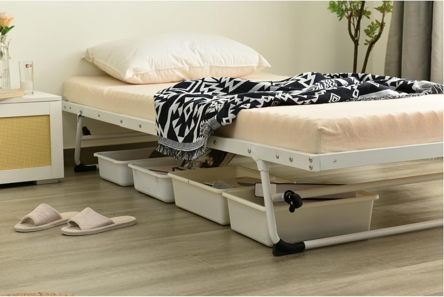 ロマンティックプリンセス たっぷり収納ベッド（シングル・本体