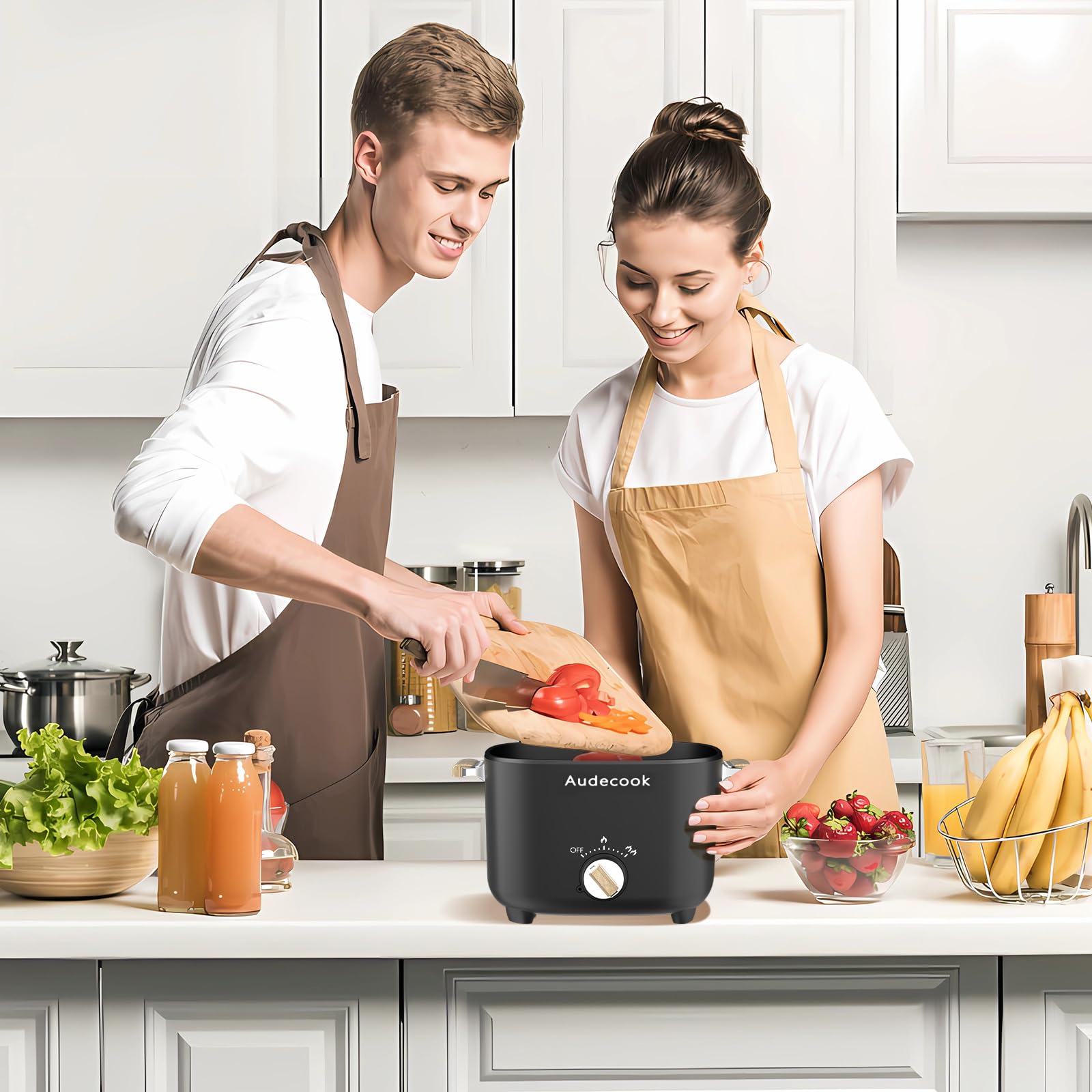 Audecook Elektrischer Hot Pot, 2.5L Tragbare Multikocher für 1-3 Personen, Antihaftbeschichtung mit Wabentextur, Elektrischer Reisetopf Wokpfanne für Steak/Nudeln/Suppe/Ei (Schwarz)