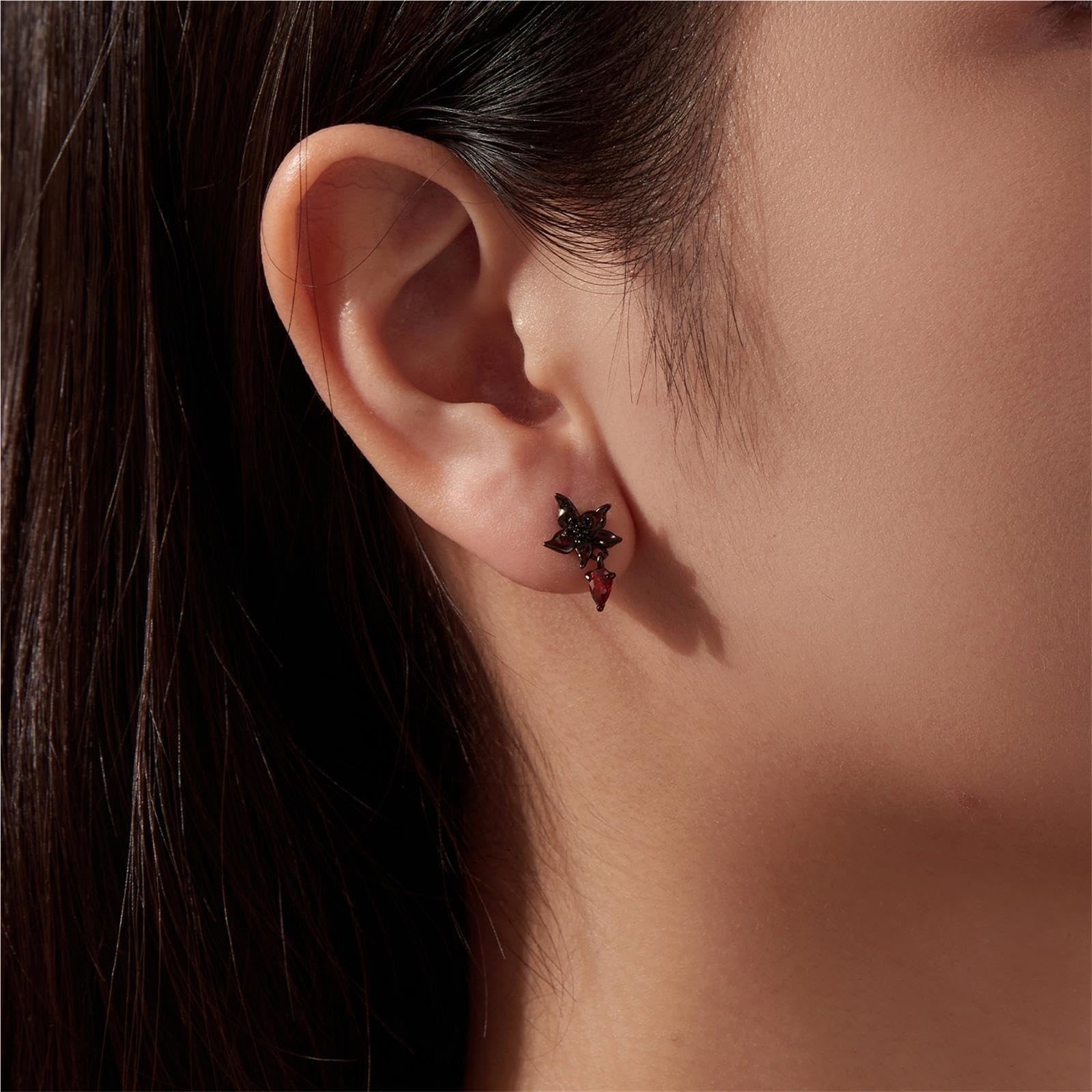 Orecchini Fiore Datura 925 Argento Placcato Oro Nero CZ for Donne