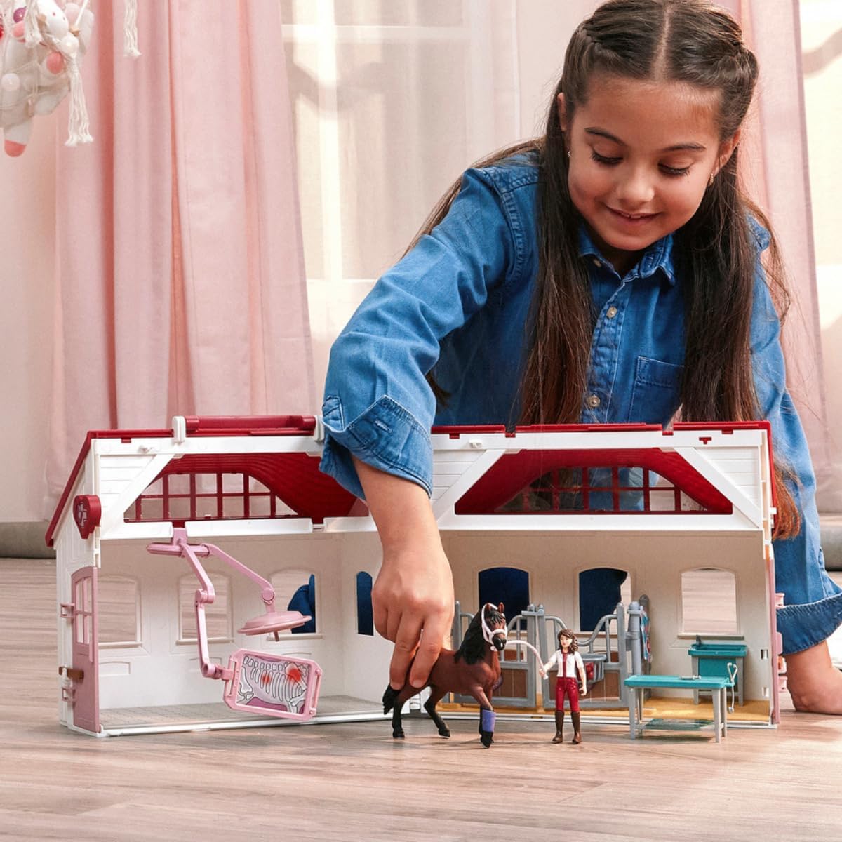 Schleich HORSE CLUB - 64PC Happy Horse Hospital with Figurines - Realistic Vet Clinic for Imaginative Equestrian Play - Veterinary Office for Pretend Play for Girls and Boys - Kids Ages 5+ | 42787