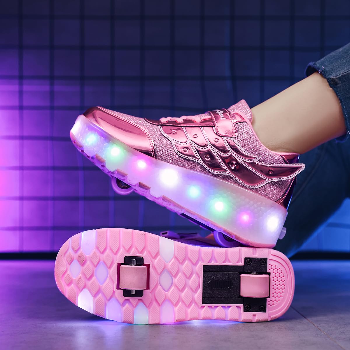 USB Recargar Skateboarding Zapatos Luces LED Coloridos Parpadeante Zapatos de Skate Rueda Doble Zapatillas Calzado Deportes de Exterior Gimnástico Sneakers Regalo de cumpleaños para niños