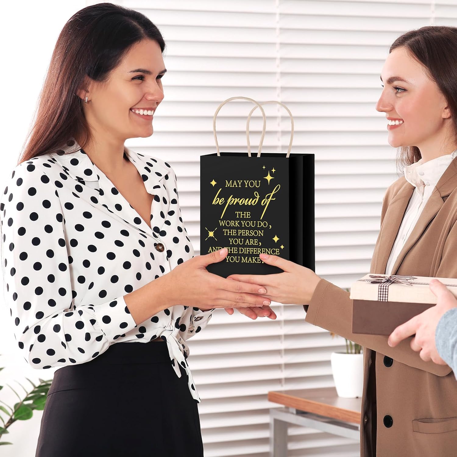 Joottuan 40 Pcs Employee Appreciation Gifts Bags Thank You Paper Bags Black Inspirational Gift Bags with Handle for Team Staff Coworkers Colleague Teacher - Image 5