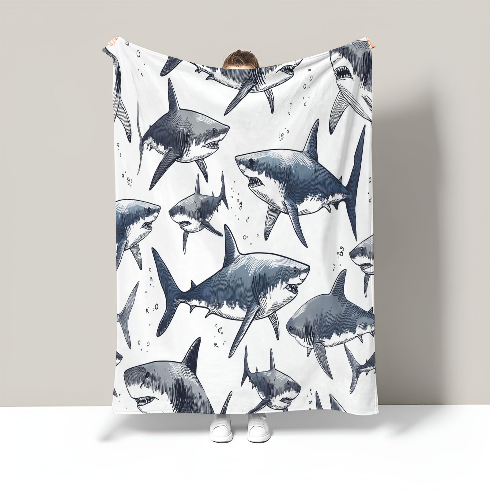 Couverture chaude flanelle requin pour stopper le froid nocturne sur le lit