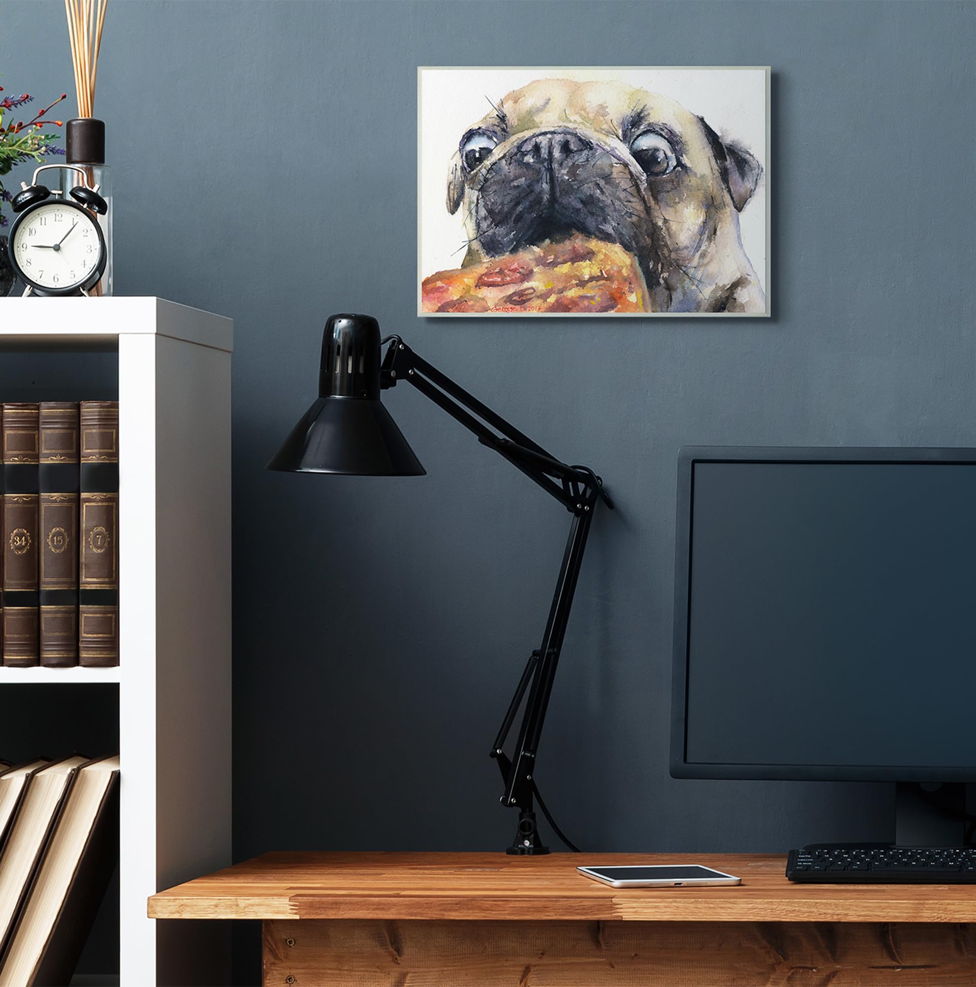 Stupell Industries Pug and Pizza Funny Dog Pet Animal Watercolor Painting Carteles y Placas, Madera MDF, Multicolor