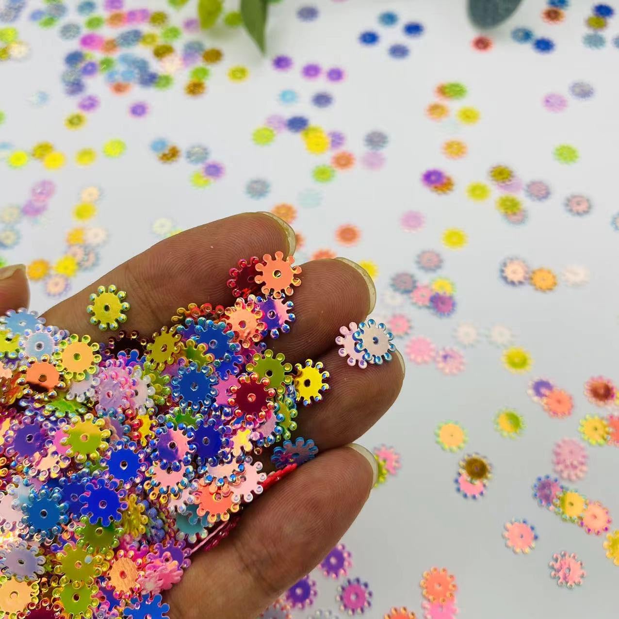 2000 Pieces Gearwheel Party Glitter PVC Confetti for Handicrafts, Card DIY, Jewelry Making Steampunk Birthday Valentines Party Decorations (Mixed)