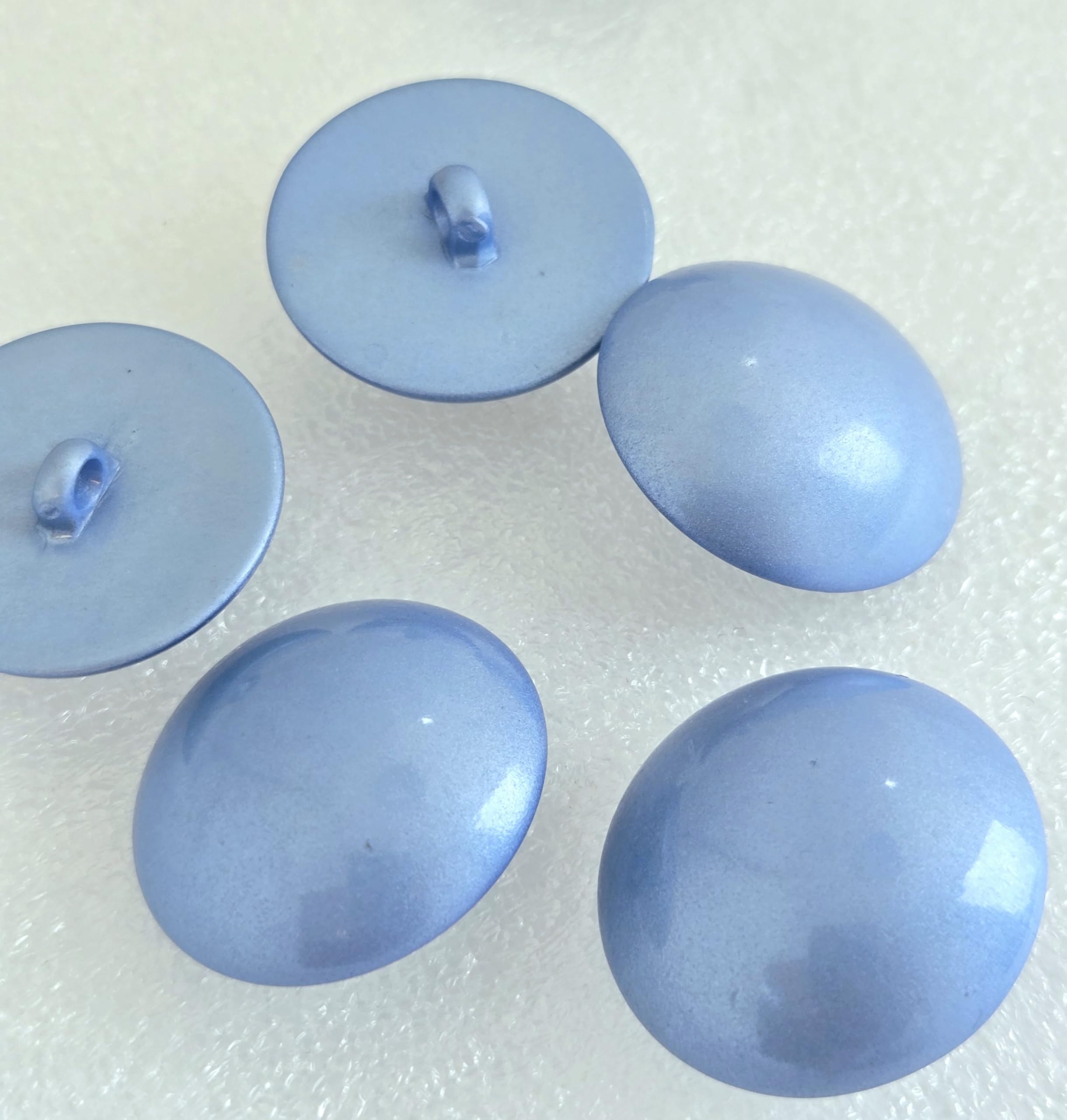 MajorCrafts 8pcs 28mm High-Grade Acrylic Large Round Mushroom Shank Sewing Buttons (Light Blue)