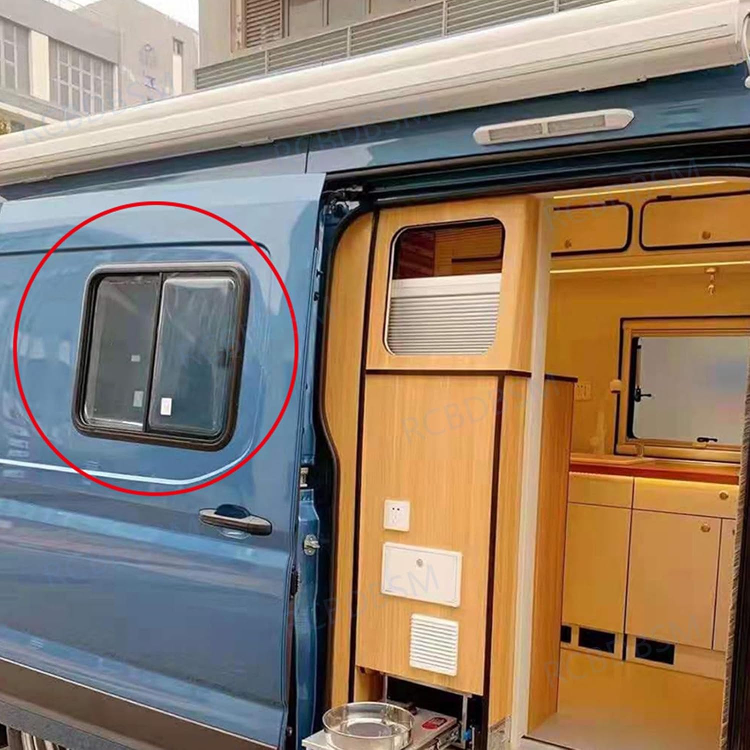 RV Window with Roller Blind and Fly Screen 4mm Tempered Tinted Glass Replacement Window for Camper Cargo Horse Trailer 800x800mm