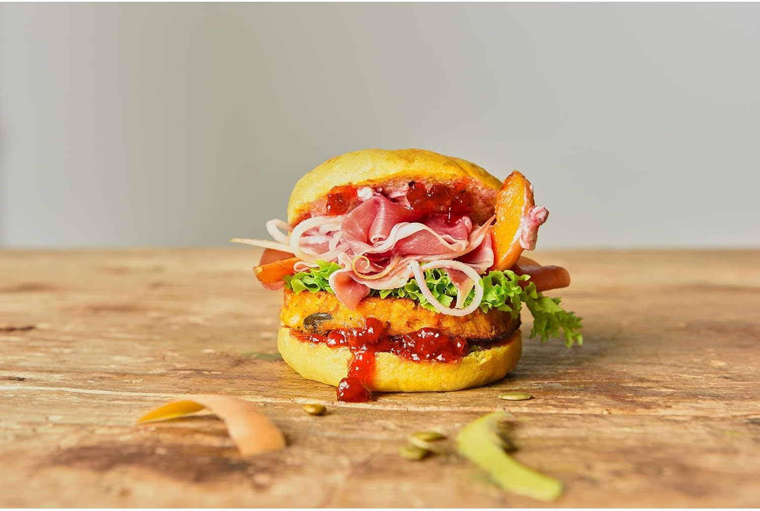 LURCH Germany Base&Soul Meat Mincer Iron (Grey/White)