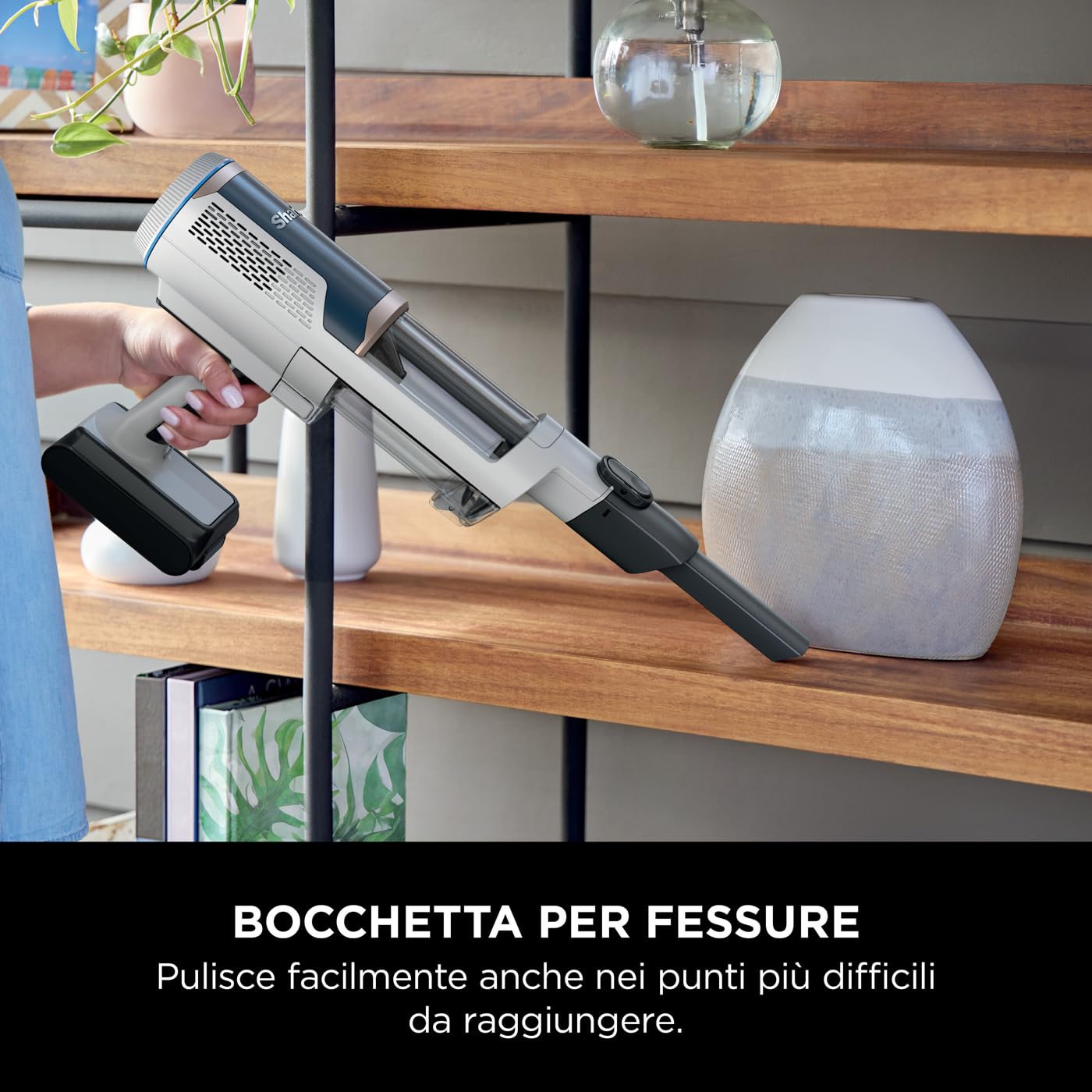 Shark Clean & Empty Aspirapolvere Senza Fili con Autosvuotamento, 40 Minuti di Autonomia, Leggero, Anti Hair Wrap, Bocchette per Animali e Fessure, Stazione di Ricarica, Luci LED, Bianco/Blu, BU3521EU
