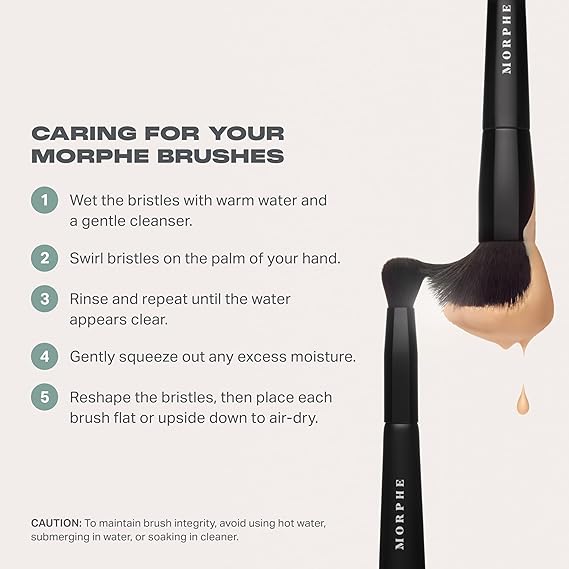 Morphe M310 Large Soft Fan Highlighter Brush - Extra-Wide Makeup Brush with Natural Bristles for Highlighting & Powder Application (1 Count)