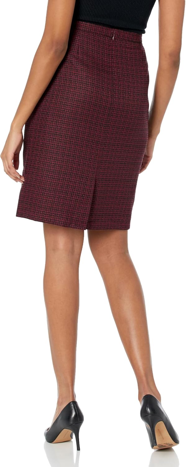 Women's Tweed 3 Button Patch Pocket Jacket/Skirt Suit