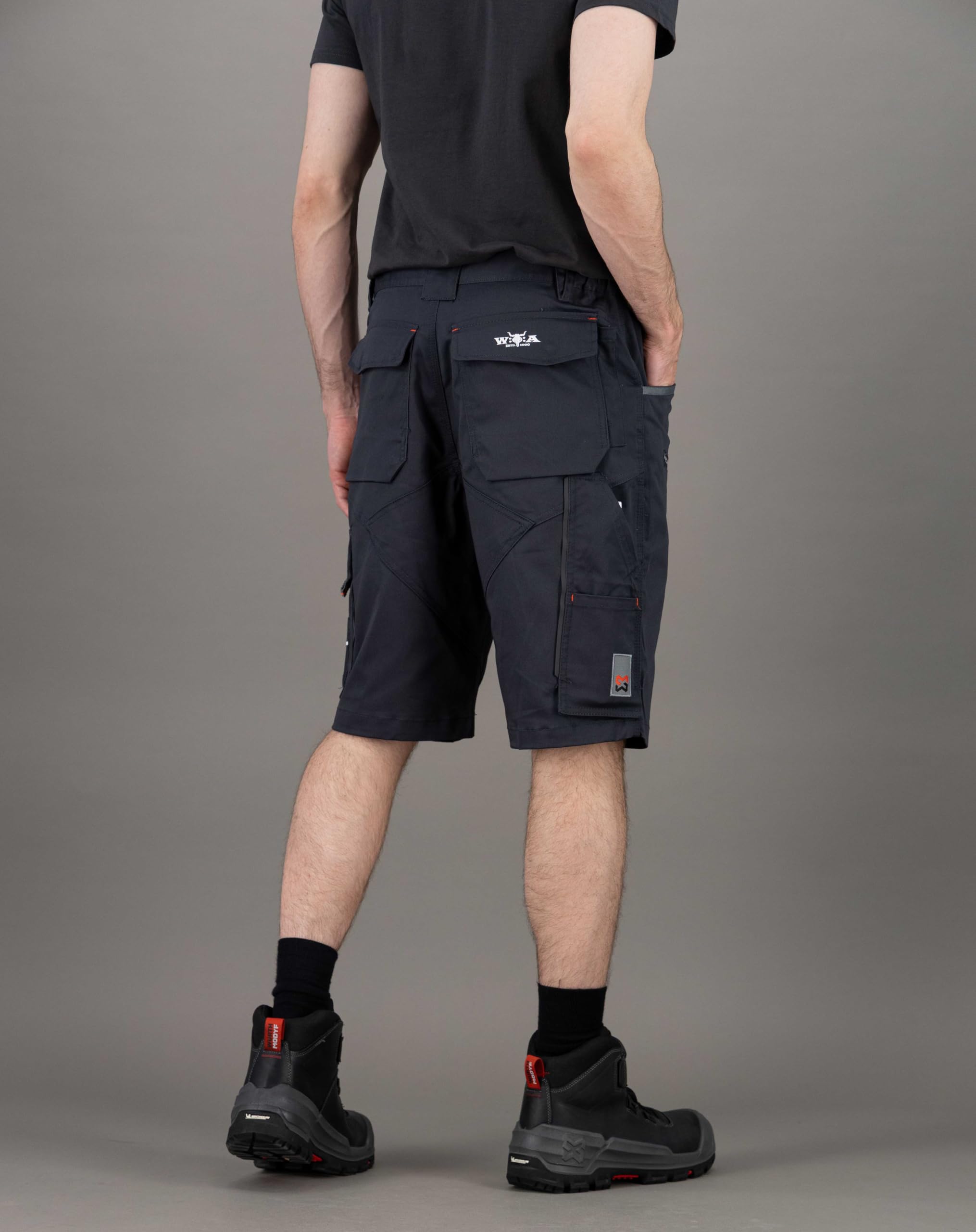 WÜRTH MODYF Arbeitsshorts Stretch X für Herren - Wacken Edition - Gr. 40-66 | Kurze Cargo-Arbeitshose – funktionales Design mit viel Stauraum für Werkzeug und Zubehör - ideal fürs Festival