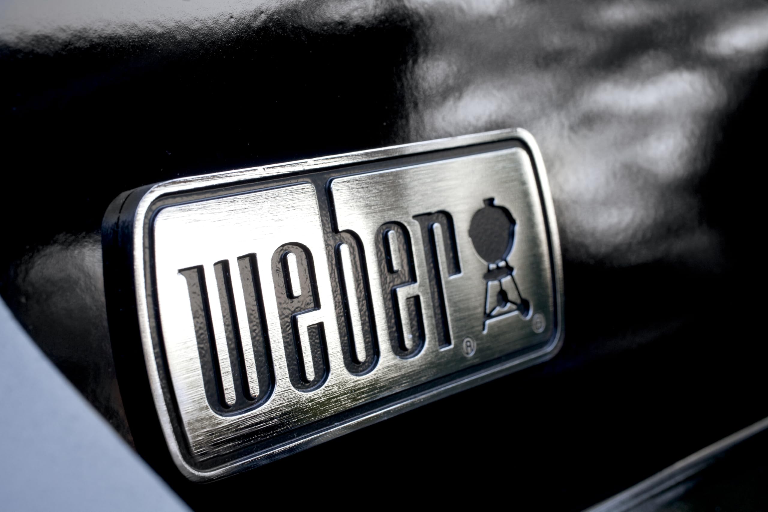 Weber Spirit E-330 GBS Classic Barbecue à gaz, 3 brûleurs + réchaud latéral + brûleur Sear Zone, Surface de Cuisson 60 x 46 cm, thermomètre de Couvercle, 4 Roues - Noir (1500134)
