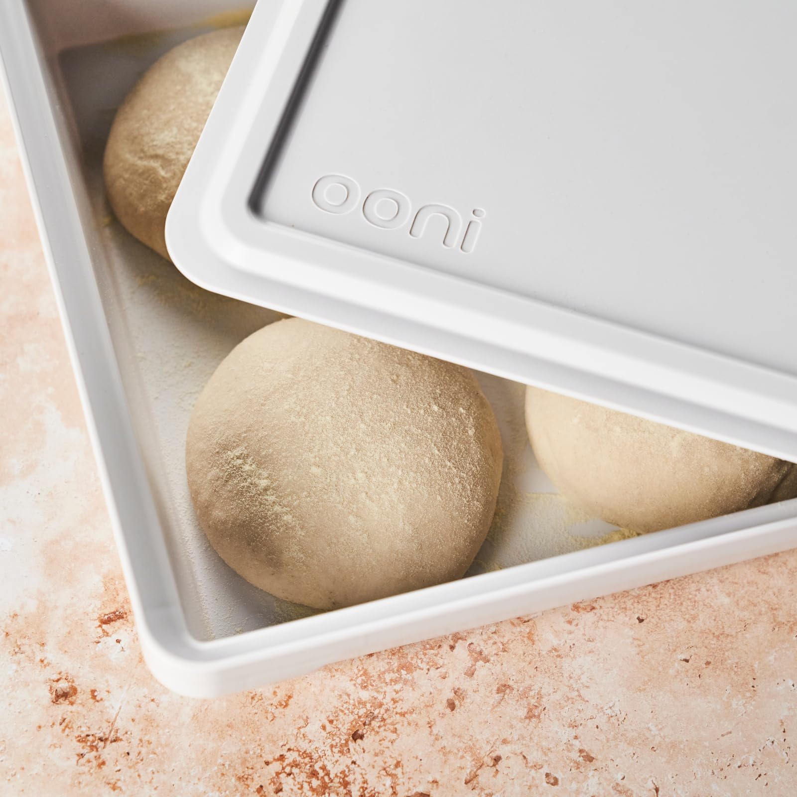 Ooni Pizzateig-Gärschalen, zwei stapelbare Boxen, passend für 12 x 250 g Teigbälle, Pizza-Zubehör, Teigschutzbehälter, Aufbewahrung
