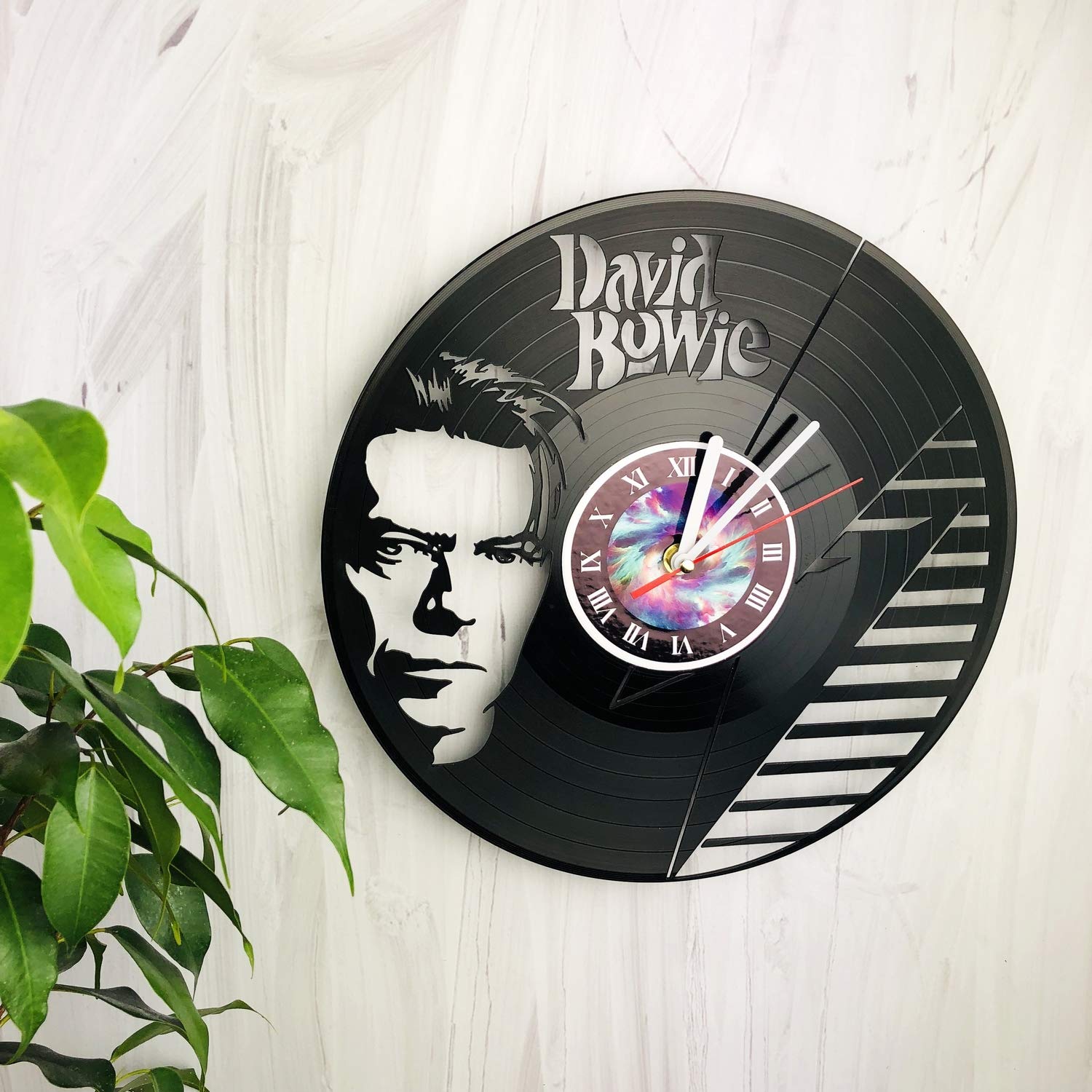 studioRUTART David Bowie - Wall Clock Made of Vinyl Record - Decor Handmade Art Design - Great Gifts idea for Birthday, Wedding, Anniversary, Women, Men, Friends, Girlfriend Boyfriend and Teens