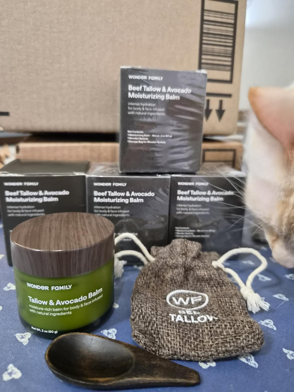 WONDER FAMILY Beef Tallow & Avocado Balm for Skin & Face – Grass-Fed Beef Tallow with Avocado, Jojoba & Shea – Deep Moisturizer for Dry Skin – Includes Wooden Spatula & Pouch – For Men & Women