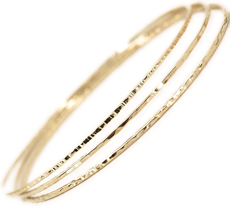 Brazaletes rellenos de oro de 14k martillados en un conjunto de 3 texturas, joyería Mu-Yin hecha a mano en EE.UU.