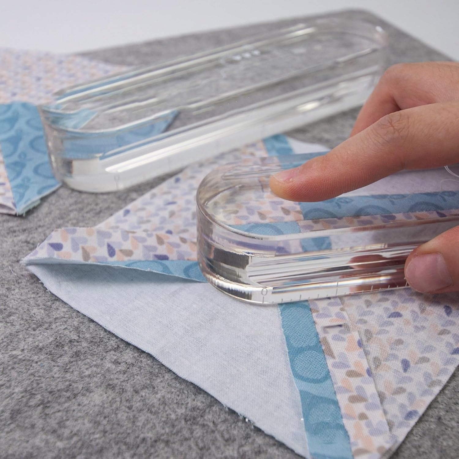 Clear Acrylics Tailors Clapper with 6Inch Scale Steaming Iron Quilting for Flattening Fabric Quilting Pressing