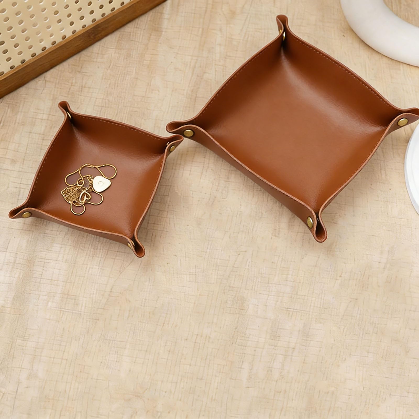 2 Size PU Leather Valet Trays,Square Desk Organizer Catchall Tray Set,Folding Travel Organizer,Jewelry Key Cosmetic Storage Tray for Entryway Dresser Desktop(Brown)