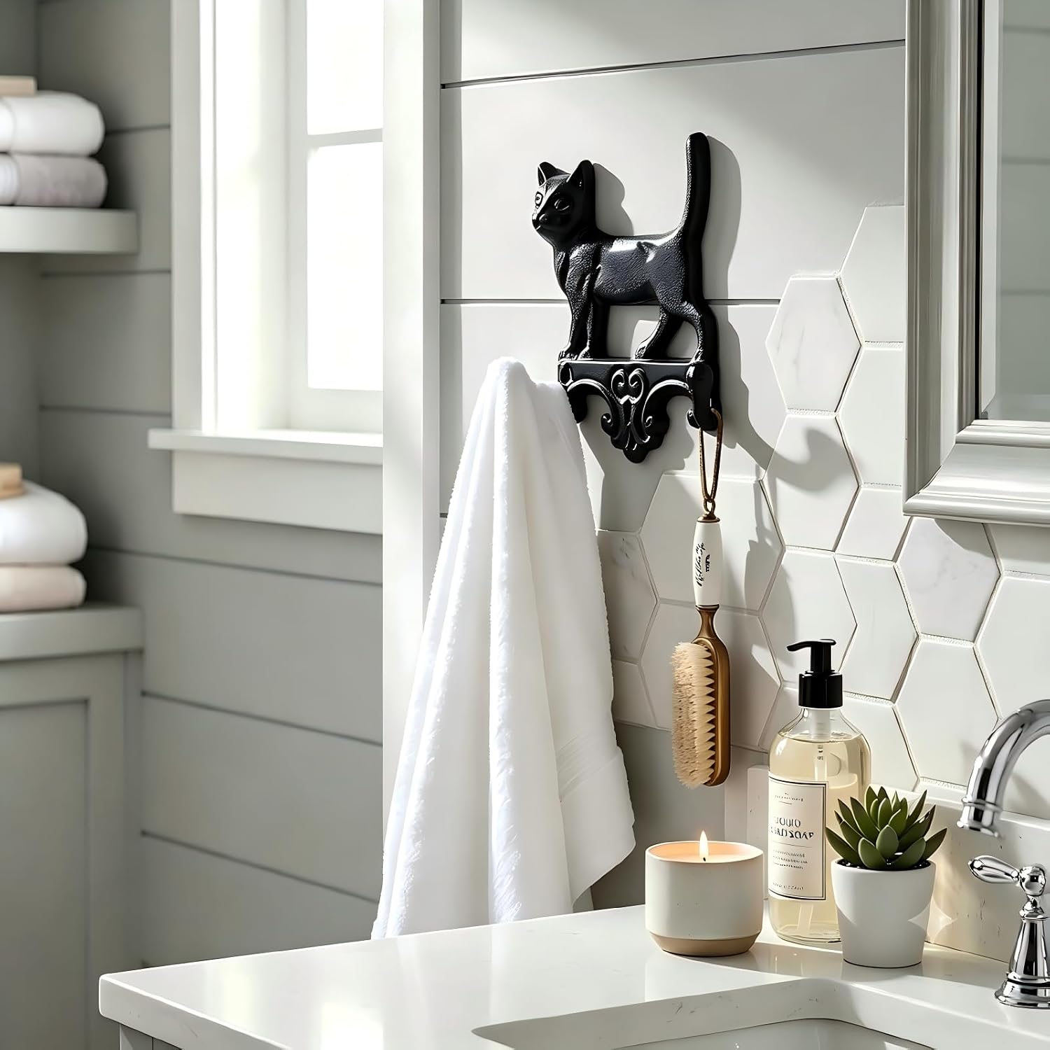 Cute Cat Key Holder Wall Mounted with 2 Hook Screws and Anchor