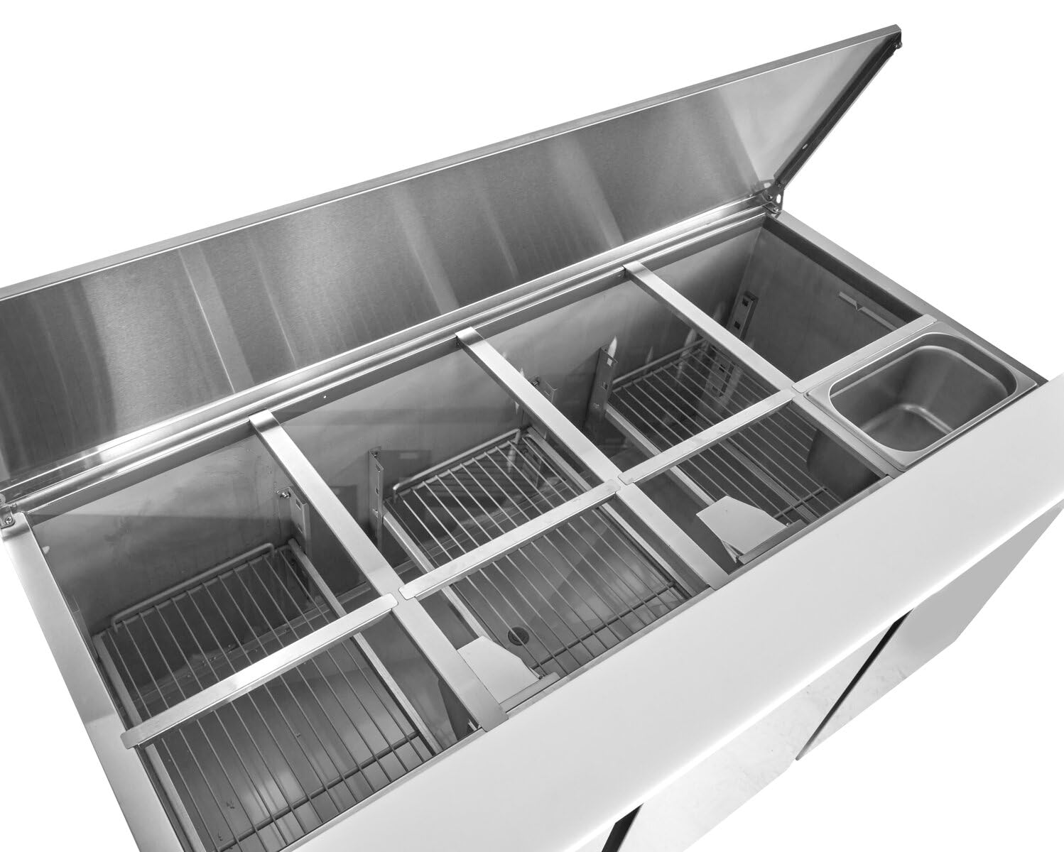GastroHero Saladette 1370, 368 L, 3 Türen, 3 Böden, Edelstahl SH903 | Fixierbarer Klappdeckel, mit Kunststoffschneidebrett, Platz für 4 x 1/1 GN Behälter, 2 bis +8°C