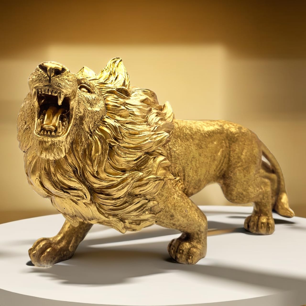 Statua di leone da 33 cm, scultura in resina, regali da collezione per gli amanti del leone, decorazione per la casa, accessori da scrivania, decorazione da giardino, decorazione per esterni, oro