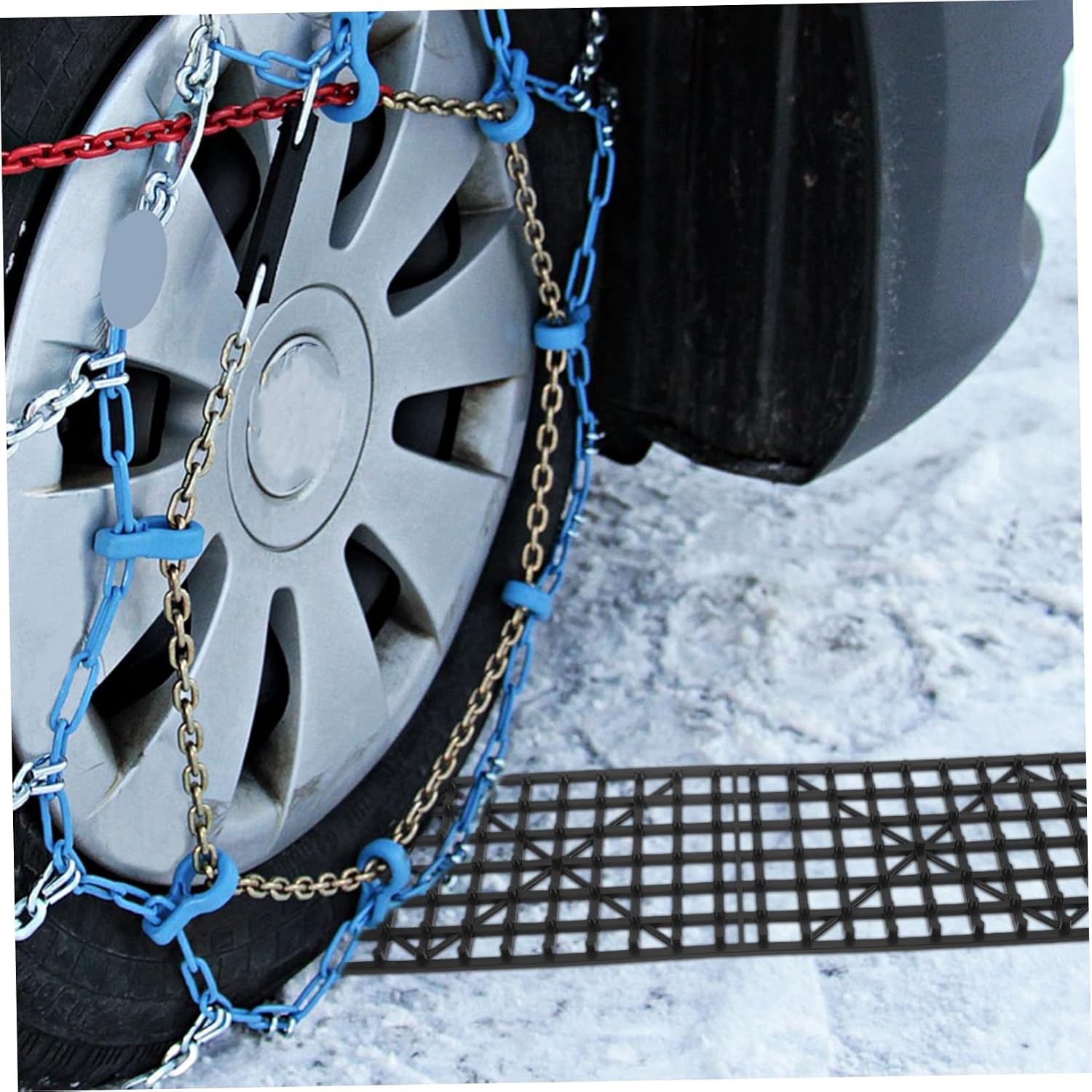 1Pair Car Snow Mud Skid Mat Foldable Traction Plates for Tire Slip Prevention Easy Installation for Snow and Mud Use Durable Auto Accessory for All Vehicles
