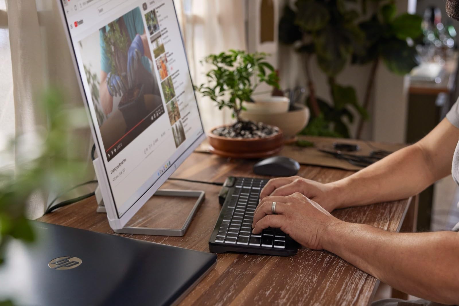 HP 400 Tastiera Cablata, Connessione tramite USB-C e con Adattatore USB-A, Qwerty, 12 Tasti Programmabili, Retroilluminazione, Compatibile con Windows 10 e 11, Chrome OS, MacOS, Nera
