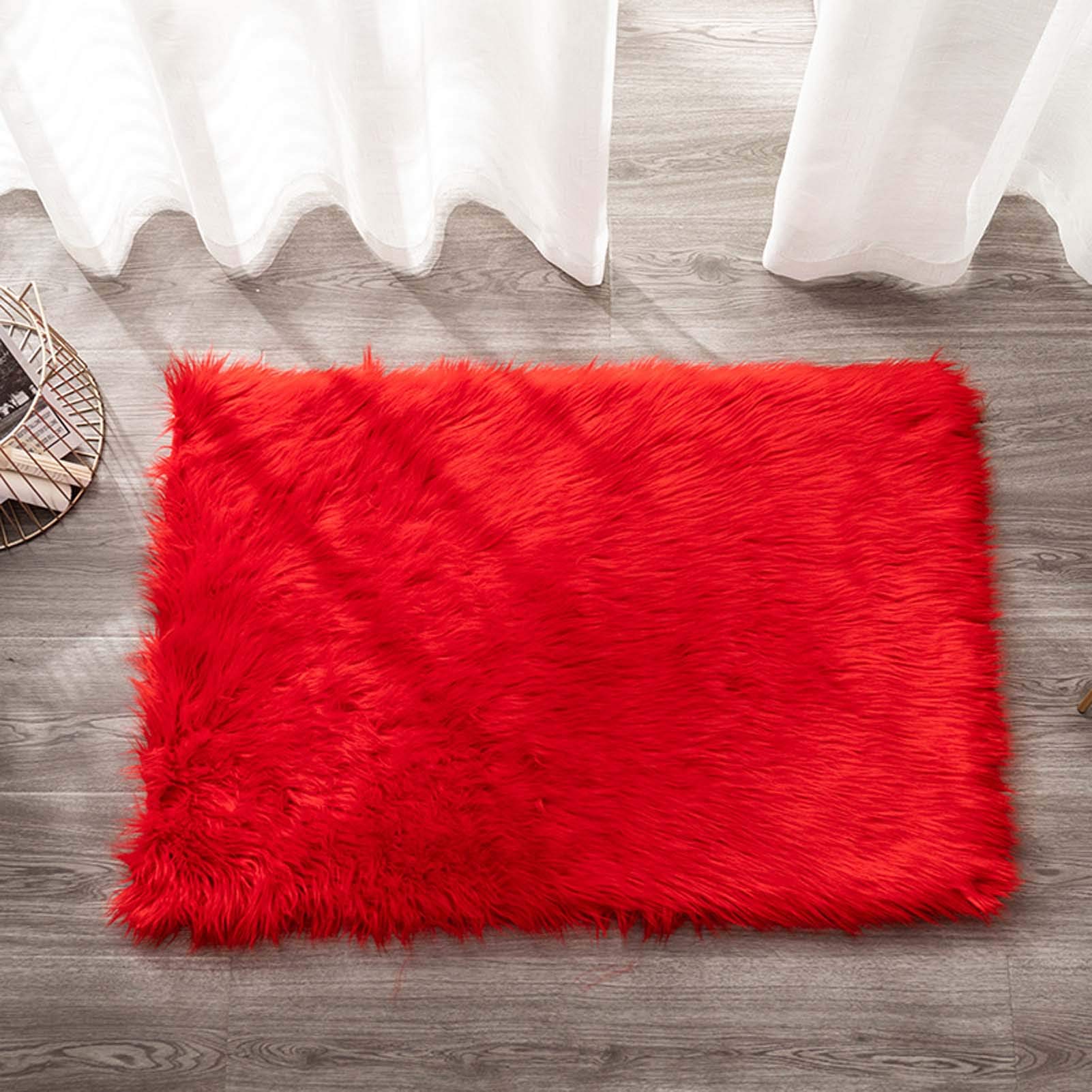 Dywan ze sztucznego futra, miękki, puszysty, 31 x 71 cali, dywaniki z owczej skóry, dywaniki przy łóżku, kudłata, pluszowa podłoga do salonu, sofa, prostokąt