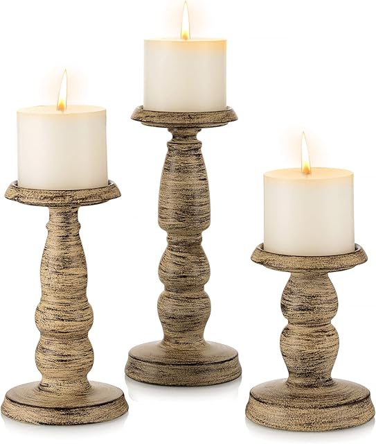 Sziqiqi Retro Metal Candle Holders Set of 3 - Distressed Pillar Candle Holder Vintage Candlestick Holder Ornament for Mantle Fireplace Candlelight Dinner Table, Brown