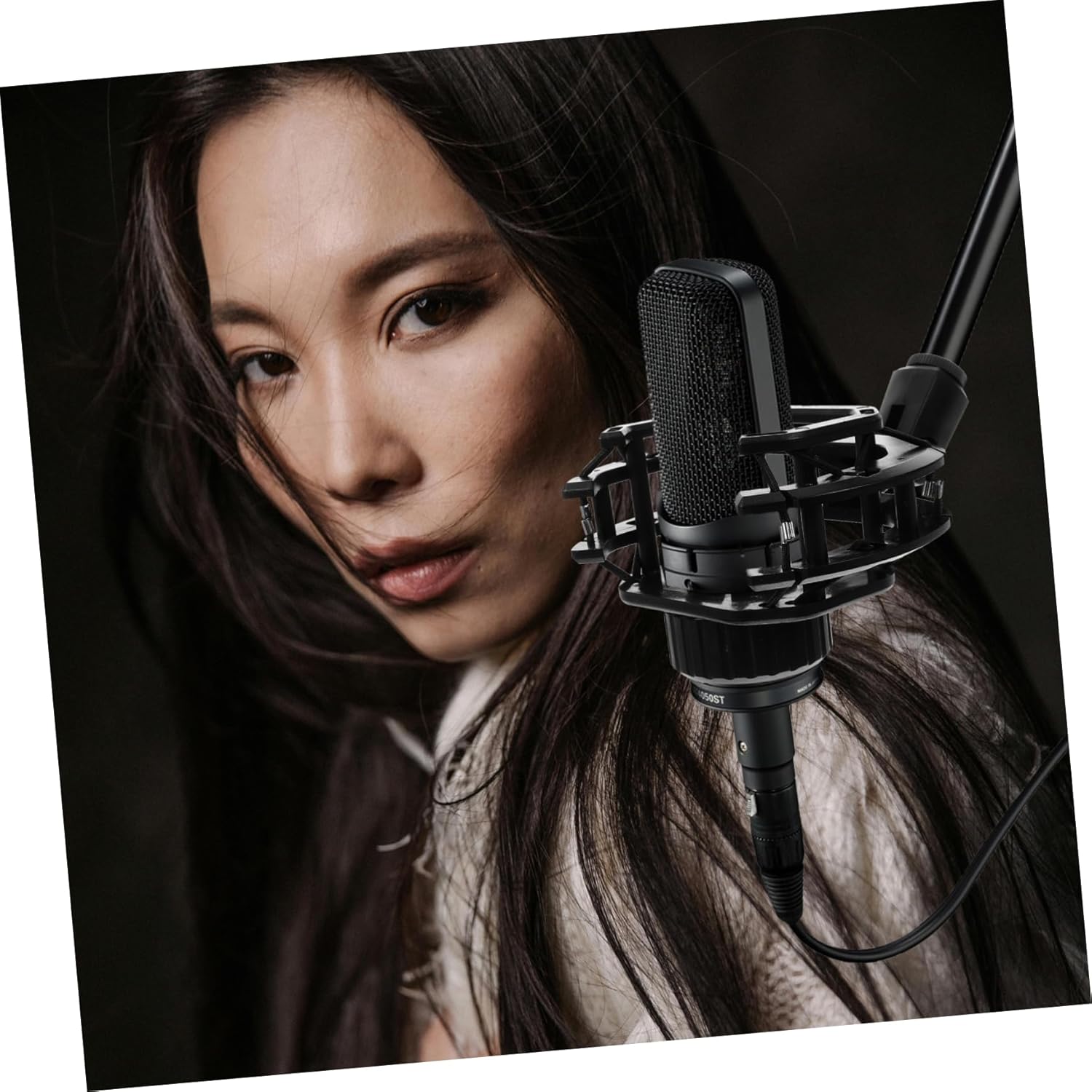 4pcs Gaming Microphone Vibration Mount Holder Mic Clip for Recording Podcasting Broadcasting