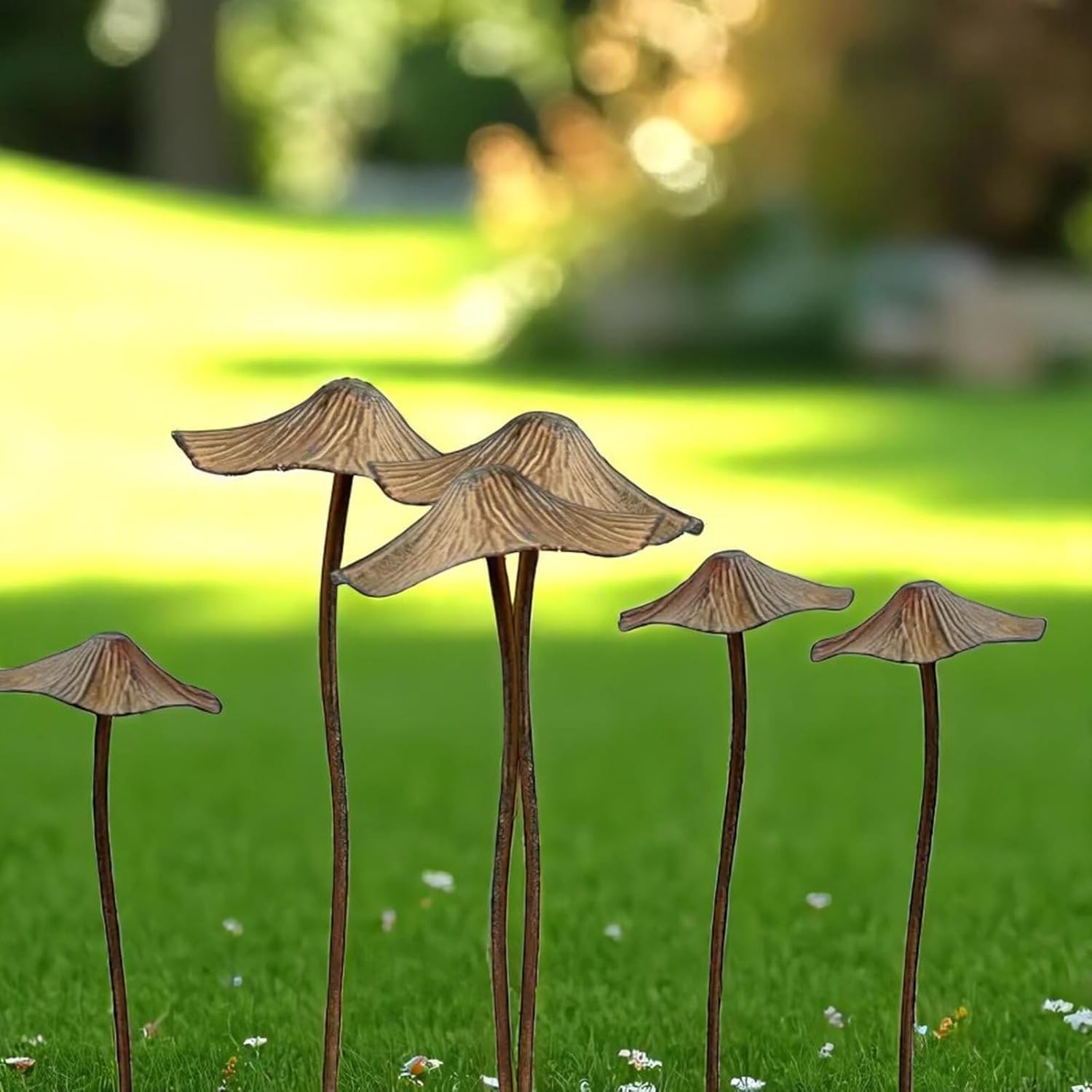 Pilze Deko Gartendeko für Draußen Wetterfest Herbst Deko Outdoor Gartenstecker Rost Pilz, Gartendekoration Plugin Metall Wetterfest,Rasendekoration, Erdspieß für Blumenbeet (6 Stück)
